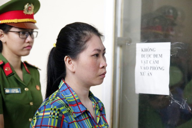 Sự uất hận và cơn thịnh nộ của một người vợ cam chịu. - 2