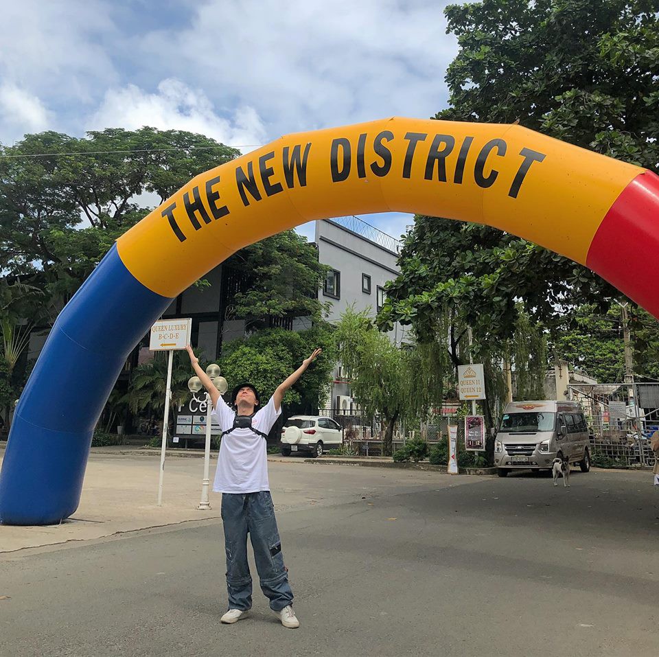 Lâu ngày trở lại, The New District tiếp tục gây sốt nhờ vào photobooth đẹp như phim điện ảnh - Ảnh 1. Lâu ngày trở lại, The New District tiếp tục gây sốt nhờ vào photobooth đẹp như phim điện ảnh - Ảnh 1.
