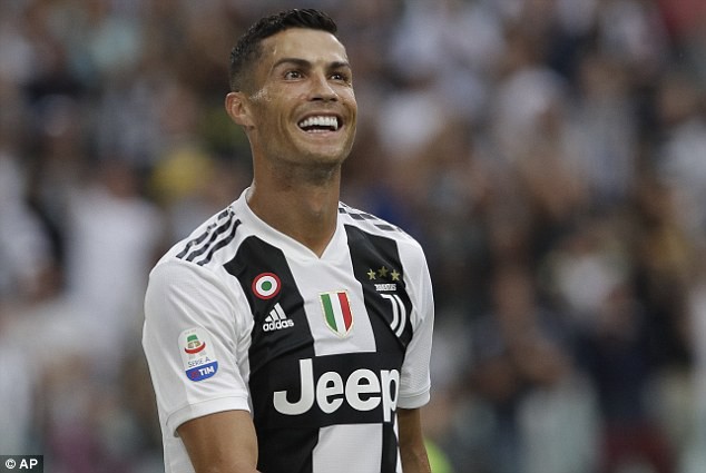 Ronaldo vẫn tịt ngòi trong chiến thắng thứ hai liên tiếp của Juventus - Ảnh 4.