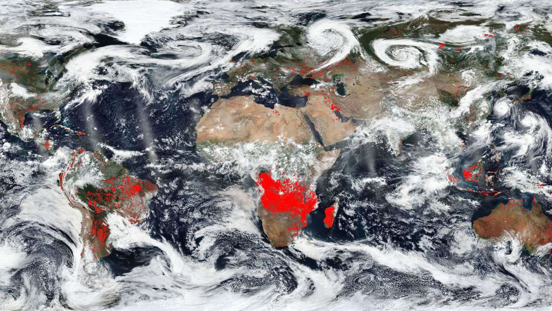 Bức hình gây ám ảnh của NASA: Đây là những khu vực mỗi năm đều ngập trong lửa trên Trái đất - Ảnh 1. Bức hình gây ám ảnh của NASA: Đây là những khu vực mỗi năm đều ngập trong lửa trên Trái đất - Ảnh 1.