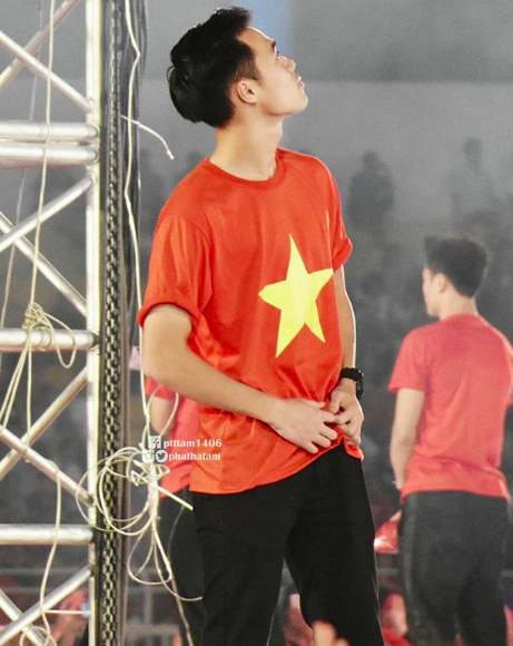 Nguyễn Văn Toàn - chàng cầu thủ vừa ghi bàn thắng lập nên kì tích cho đội tuyển Việt Nam tại ASIAD là ai? - Ảnh 10.