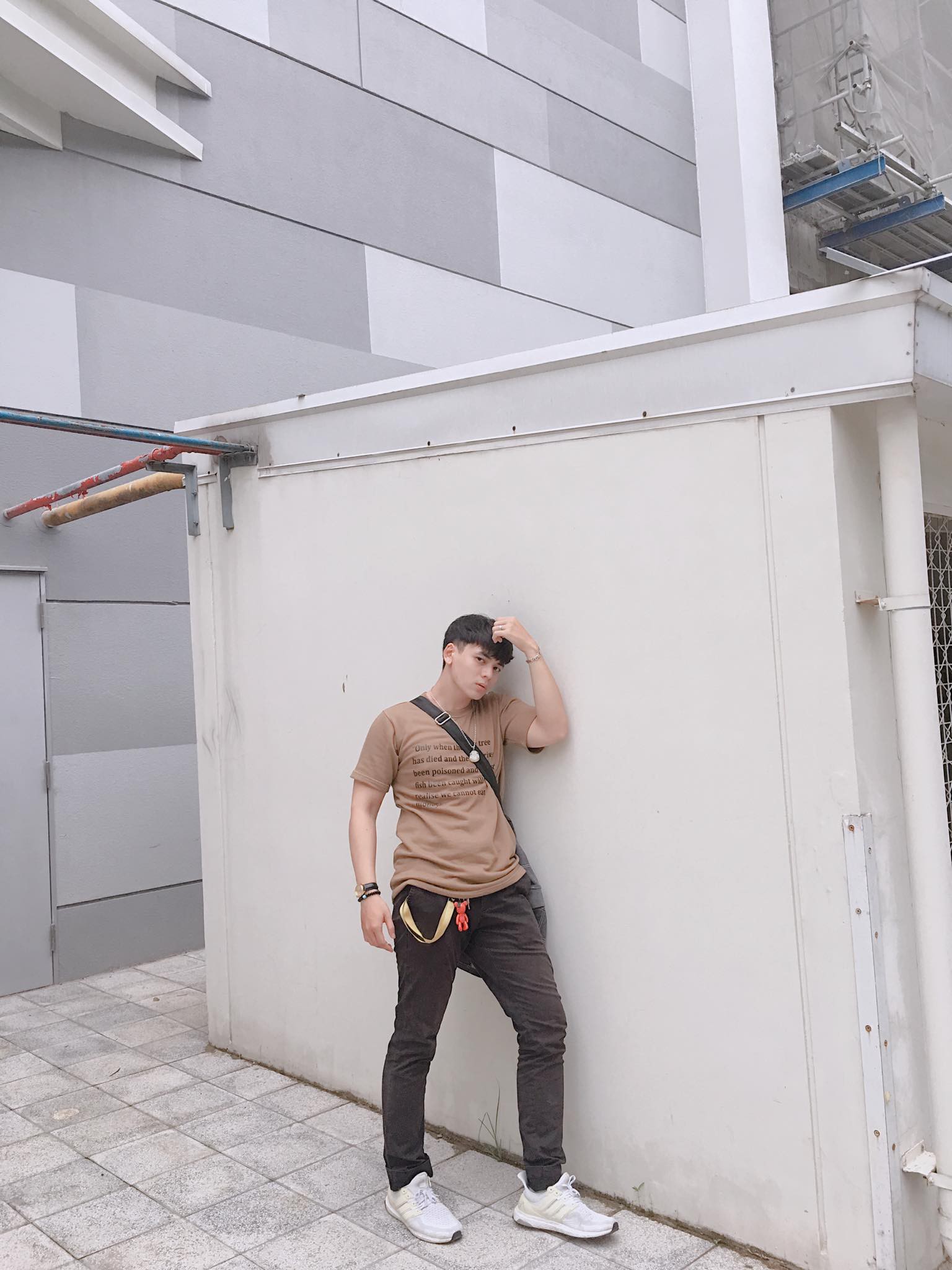 Dân tình xếp hàng hóng info nam sinh ĐH Nguyễn Tất Thành chỉ nhờ 1 bức ảnh này! - Ảnh 6. Dân tình xếp hàng hóng info nam sinh ĐH Nguyễn Tất Thành chỉ nhờ 1 bức ảnh này! - Ảnh 6.