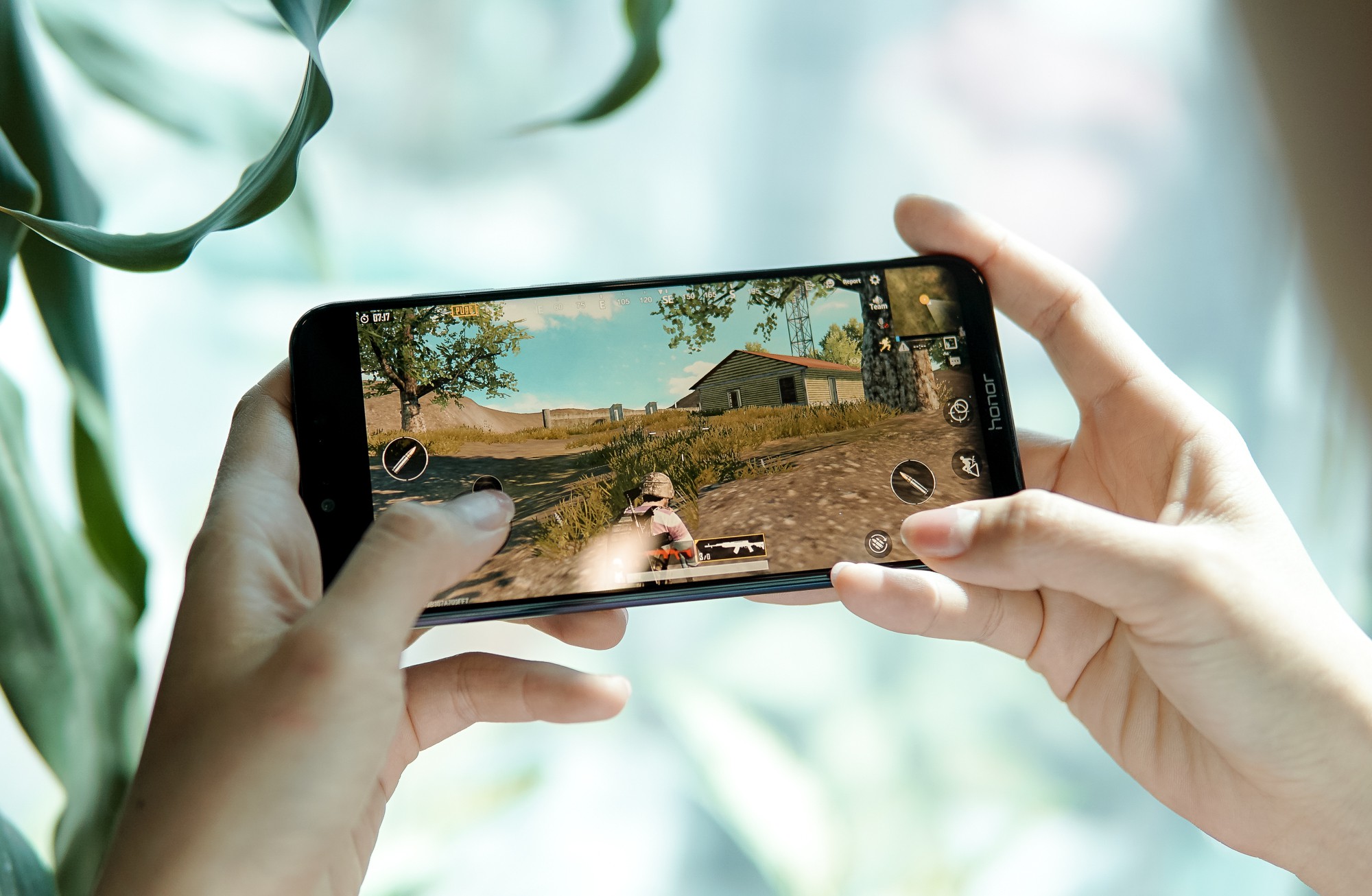 Top smartphone tầm trung giá đẹp cho sinh viên mùa tựu trường - Ảnh 2. Top smartphone tầm trung giá đẹp cho sinh viên mùa tựu trường - Ảnh 2.