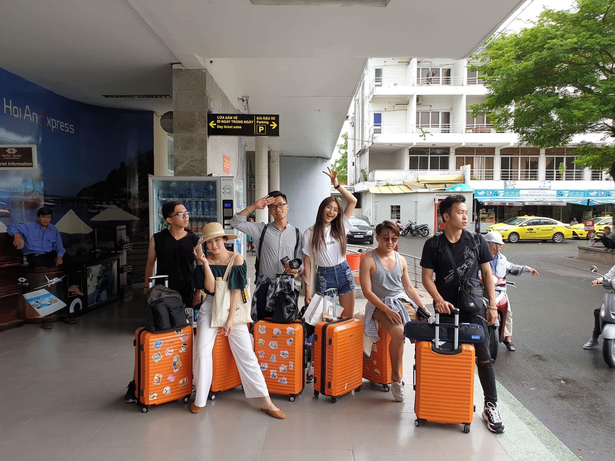 Ngày đầu tiên của 10 đội thi Here We Go ở vòng 2: Sống xa BTC chẳng dễ dàng! - Ảnh 6. Ngày đầu tiên của 10 đội thi Here We Go ở vòng 2: Sống xa BTC chẳng dễ dàng! - Ảnh 6.