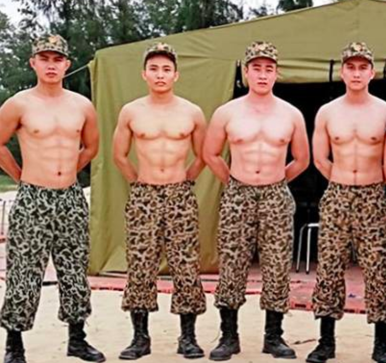Vừa lên sàn, dàn trai đẹp sáu múi của Hậu Duệ Mặt Trời bản Việt đã bị soi là... múi vẽ! - Ảnh 3. Vừa lên sàn, dàn trai đẹp sáu múi của Hậu Duệ Mặt Trời bản Việt đã bị soi là... múi vẽ! - Ảnh 3.