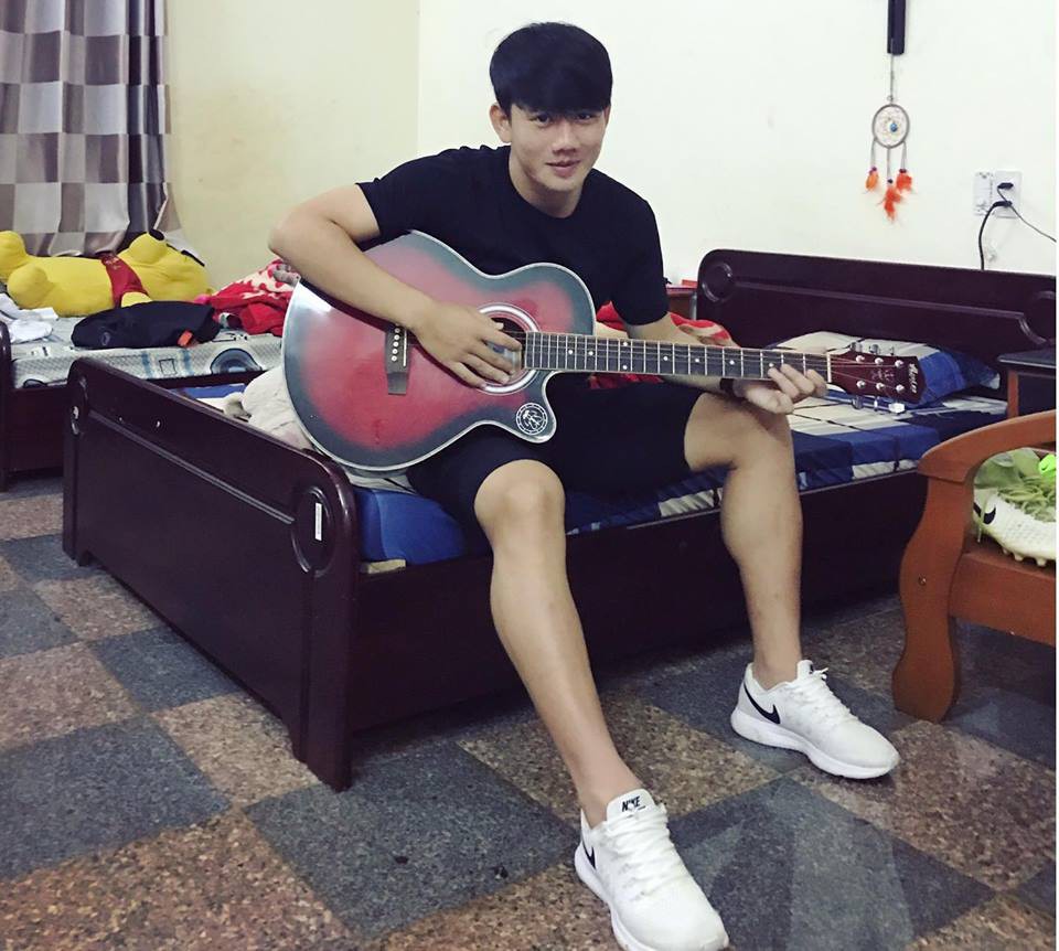 Profile đầy đủ của Minh Vương - chàng trai vừa ghi bàn thắng vực lại niềm hi vọng cho đội tuyển Việt Nam - Ảnh 4.