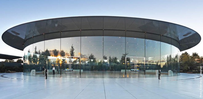 Sợ bị sao chép, Apple đăng ký luôn bản quyền thiết kế Nhà hát Steve Jobs - nơi sẽ trình làng iPhone mới sắp tới - Ảnh 2.