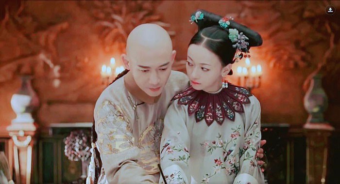 Vua Càn Long của Diên Hi Công Lược: Người thứ ba chen ngang hay kẻ si tình tội nghiệp? - Ảnh 8. Vua Càn Long của Diên Hi Công Lược: Người thứ ba chen ngang hay kẻ si tình tội nghiệp? - Ảnh 8.