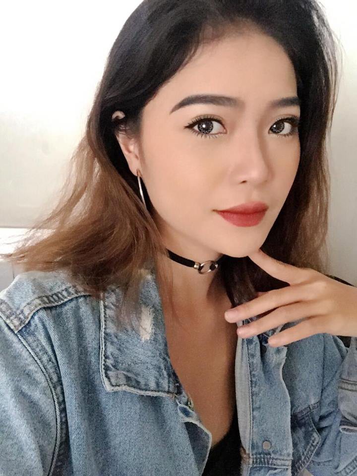 Hát thả thính để tuyển phi công, cô gái khiến cộng đồng mạng lịm tim vì quá xinh đẹp - Ảnh 3. Hát thả thính để tuyển phi công, cô gái khiến cộng đồng mạng lịm tim vì quá xinh đẹp - Ảnh 3.