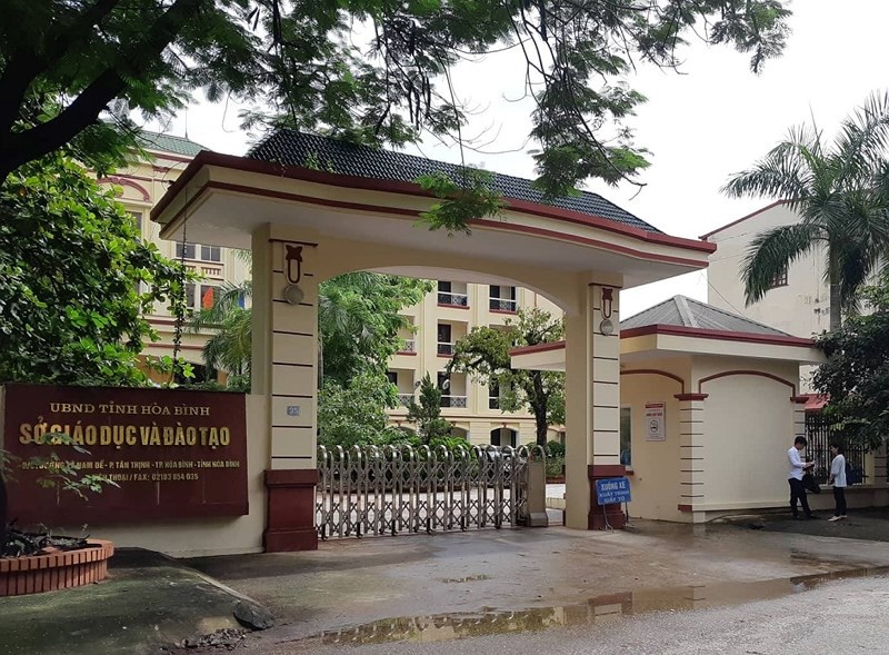 Gian lận điểm thi ở Hòa Bình tinh vi, xảo quyệt hơn Sơn La - Ảnh 2. Gian lận điểm thi ở Hòa Bình tinh vi, xảo quyệt hơn Sơn La - Ảnh 2.