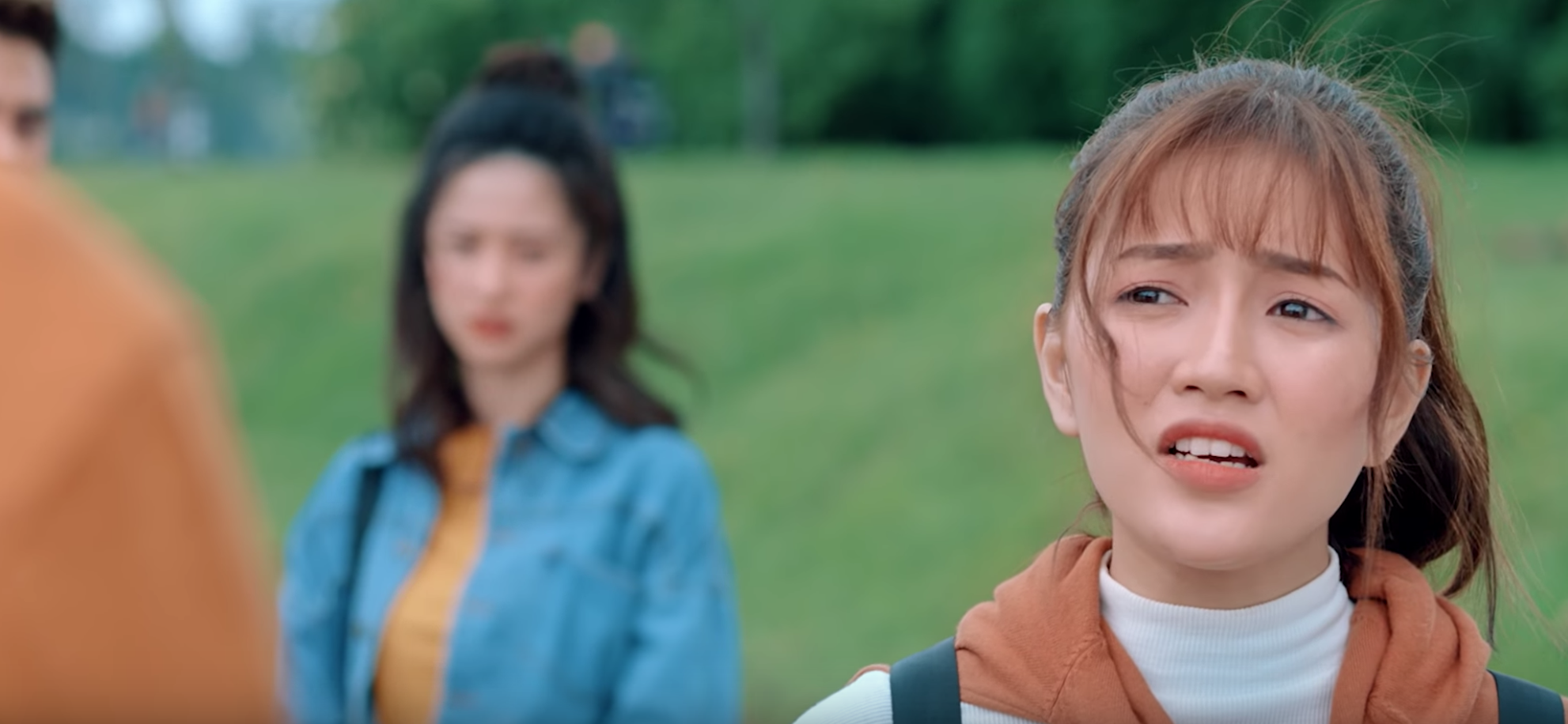 Toàn cảnh vụ phim ngắn “Chuyến đi của thanh xuân” gây phẫn nộ vì hành động giẫm bẩn Đà Lạt - Ảnh 3. Toàn cảnh vụ phim ngắn “Chuyến đi của thanh xuân” gây phẫn nộ vì hành động giẫm bẩn Đà Lạt - Ảnh 3.
