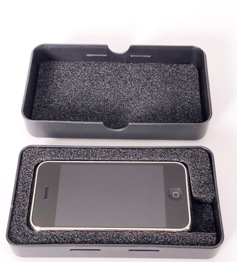 Bản thử nghiệm iPhone đầu tiên bất ngờ lên sàn đấu giá trên eBay, đã có đại gia sẵn sàng chi 300 triệu đồng để rước nàng về dinh - Ảnh 4. Bản thử nghiệm iPhone đầu tiên bất ngờ lên sàn đấu giá trên eBay, đã có đại gia sẵn sàng chi 300 triệu đồng để rước nàng về dinh - Ảnh 4.