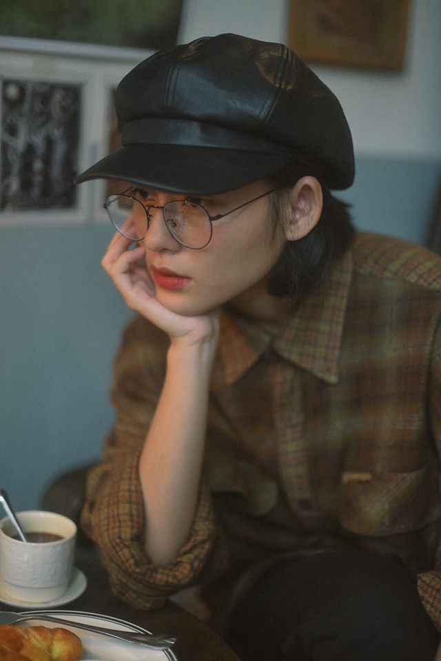 Kh&ocirc;ng cần b&aacute;nh b&egrave;o lả lướt, c&ocirc; bạn vẫn khiến nhiều người ngẩn ngơ v&igrave; vẻ ngo&agrave;i củ nghệ của m&igrave;nh - Ảnh 2.