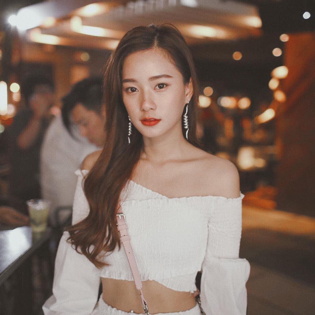 Hot girl Thái Lan sinh năm 1997 có gương mặt xinh xắn giống hệt Krystal (Fx) - Ảnh 6. Hot girl Thái Lan sinh năm 1997 có gương mặt xinh xắn giống hệt Krystal (Fx) - Ảnh 6.