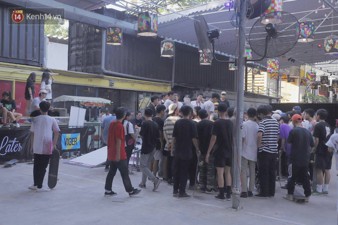 Giới trẻ Sài Gòn xếp hàng tham gia “quẩy” tại sự kiện offline Thần Kinh Giày - Ảnh 7.