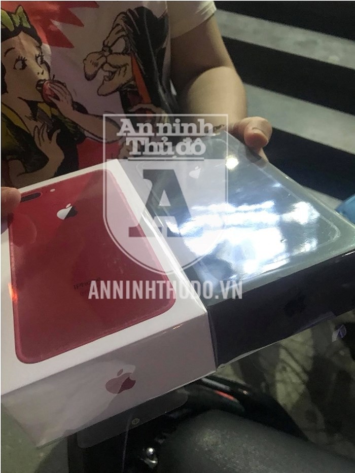 Mánh lừa độc của yêu nữ (2): Giao dịch tự tin như đại gia tại nhà hàng sang trọng - Ảnh 2.