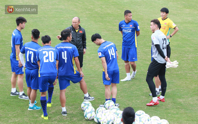 U23 Việt Nam vs U23 Oman: HLV Park Hang Seo sẽ thay cả đội hình? - Ảnh 1.