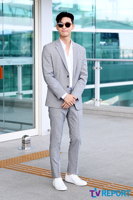 Park Seo Joon xuất hiện sau tin đồn hẹn hò lần đầu đẹp cực phẩm - Ảnh 6.