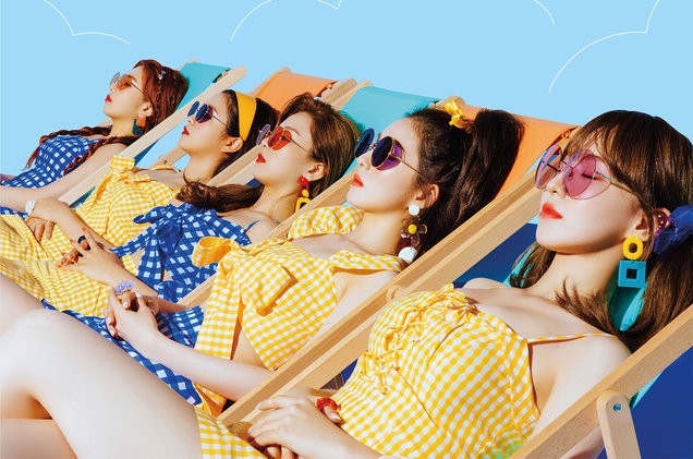 Sốt xình xịch: Red Velvet hóa “tắc kè hoa” trong MV tái xuất, chính thức “tham chiến” với iKON và “BTS thế hệ mới” - Ảnh 2.