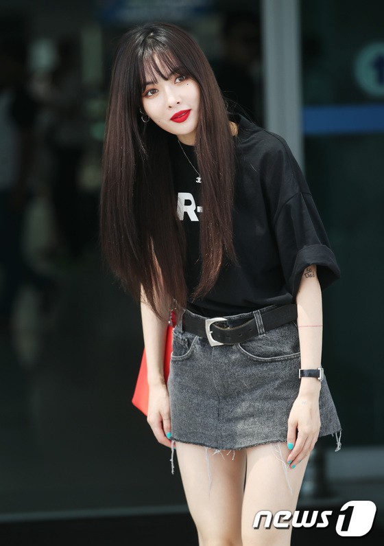 Cần g&igrave; hở bạo hay l&ograve;e loẹt, nữ ho&agrave;ng gợi cảm Hyuna xinh bất ngờ v&igrave; lột x&aacute;c giản dị sau tin hẹn h&ograve; - Ảnh 8.