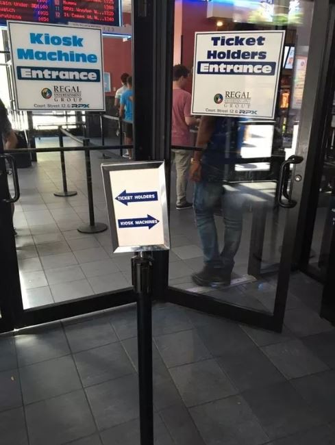 1001 kiểu thốn m&agrave; kh&aacute;n giả từng phải trải qua tại rạp chiếu phim - Ảnh 1.