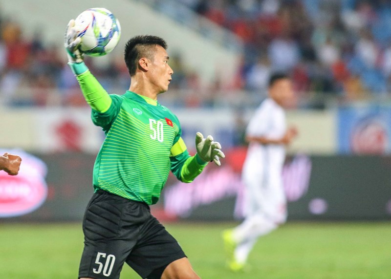 Olympic Việt Nam vào Bình Dương để làm quen khí hậu Indonesia - Ảnh 2.