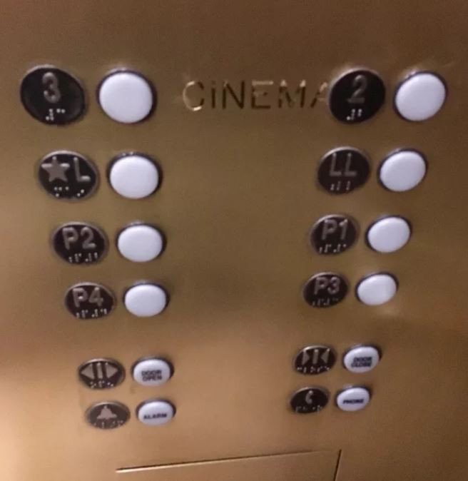 1001 kiểu thốn m&agrave; kh&aacute;n giả từng phải trải qua tại rạp chiếu phim - Ảnh 13.