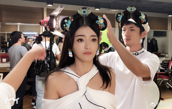 Bộ ba hot nhất Diên Hi Công Lược selfie chung: Phó Hằng siêu nhí nhố khi hóa thành phi tần xinh đẹp - Ảnh 3.