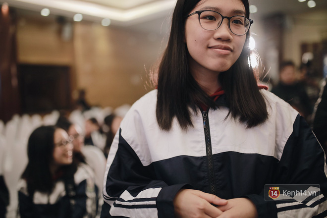 Kh&ocirc;ng kh&iacute; s&ocirc;i nổi của c&aacute;c bạn trẻ trong buổi ra mắt Hệ tri thức Việt số h&oacute;a: Đ&acirc;y ch&iacute;nh l&agrave; nơi t&igrave;m kiếm th&ocirc;ng tin m&agrave; giới trẻ Việt Nam cần rồi! - Ảnh 4.