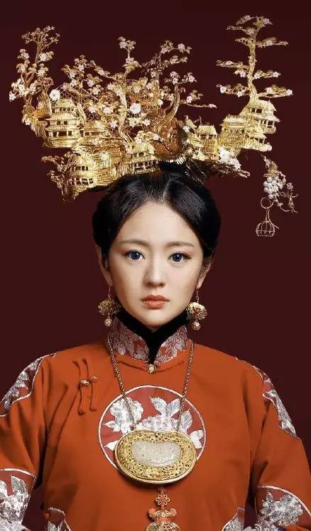 Phim cổ trang Trung Quốc: C&oacute; những kiểu t&oacute;c nh&igrave;n l&agrave; muốn thương cho đốt sống cổ của diễn vi&ecirc;n nữ! - Ảnh 11.