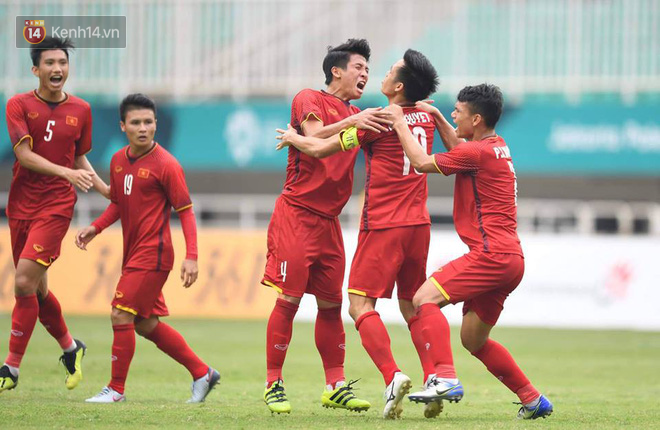 Thua tiếc nuối UAE sau loạt sút penalty, Olympic Việt Nam ngẩng cao đầu chia tay kỳ ASIAD 2018 lịch sử - Ảnh 3.