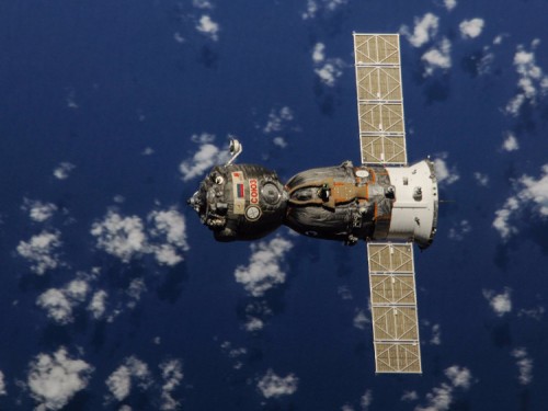 Bất ngờ với giá vé tàu từ mặt đất lên trạm vũ trụ quốc tế năm 2018 - Ảnh 1.