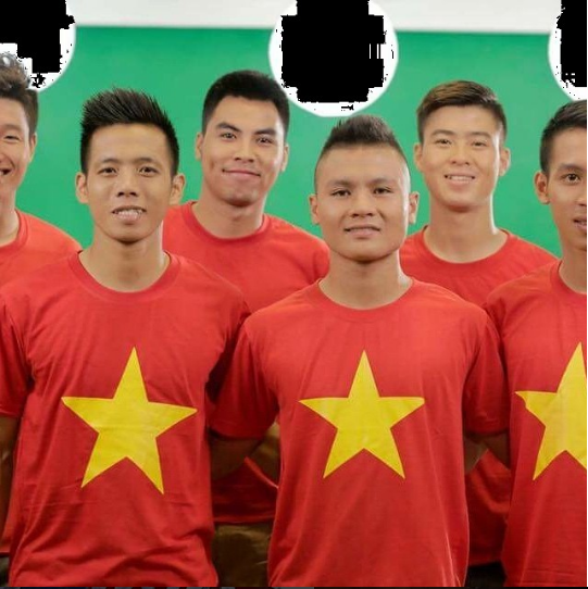 Tiền đạo Văn Quyết - người ghi b&agrave;n thắng tung lưới Olympic UAE gi&agrave; thứ nh&igrave; đội tuyển, l&agrave; anh rể tương lai của Duy Mạnh - Ảnh 3.