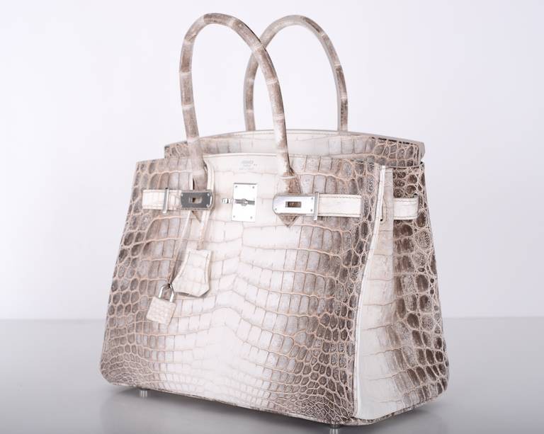 Chồng Lâm Chi Khanh chịu chi "tới bến", mua Hermes Birkin Himalayan tặng vợ nhưng lại bị nghi là "fake" 5 Chồng Lâm Chi Khanh chịu chi tới bến, mua Hermes Birkin Himalayan tặng vợ nhưng lại bị nghi là fake - Ảnh 5.