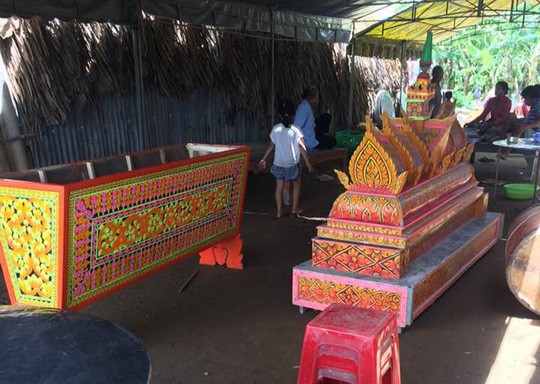 Người mẹ trẻ tử vong chưa r&otilde; nguy&ecirc;n nh&acirc;n, bỏ lại 3 con nhỏ - Ảnh 1.