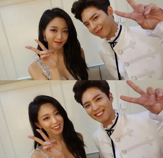 7 nữ thần đẹp nhất Kbiz sánh đôi bên Park Bo Gum: Ai ghép cặp cũng đẹp như tiên tử, đến Song Hye Kyo lại sai sai? - Ảnh 13. 7 nữ thần đẹp nhất Kbiz sánh đôi bên Park Bo Gum: Ai ghép cặp cũng đẹp như tiên tử, đến Song Hye Kyo lại sai sai? - Ảnh 13.