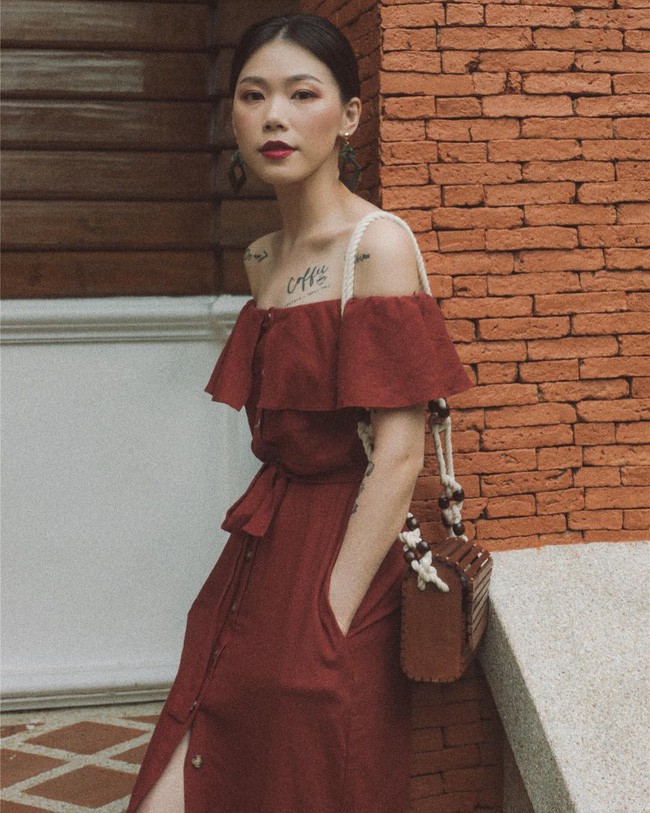 Muốn diện đồ đơn giản mà không bị nhàm chán, các nàng hãy ngắm qua street style Châu Á tuần này xem sao - Ảnh 11. Muốn diện đồ đơn giản mà không bị nhàm chán, các nàng hãy ngắm qua street style Châu Á tuần này xem sao - Ảnh 11.