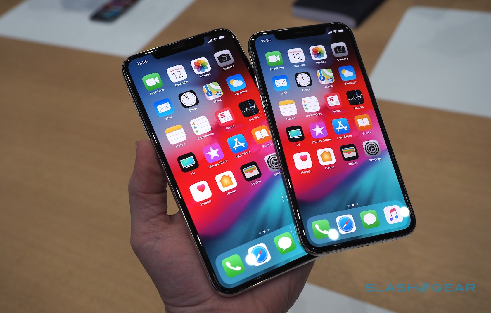 Lộ diện iPhone Xs/Xs Max đáng giá nhất năm: Màn hình lớn nhất thị ...