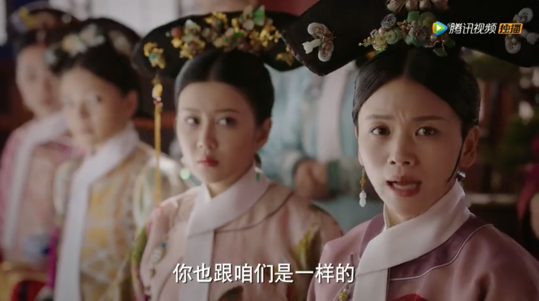 “Dung ma ma” phiên bản Như Ý Truyện ra mắt hoành tráng: Dùng khuyên xiên rách lỗ tai Gia quý phi! - Ảnh 6. “Dung ma ma” phiên bản Như Ý Truyện ra mắt hoành tráng: Dùng khuyên xiên rách lỗ tai Gia quý phi! - Ảnh 6.