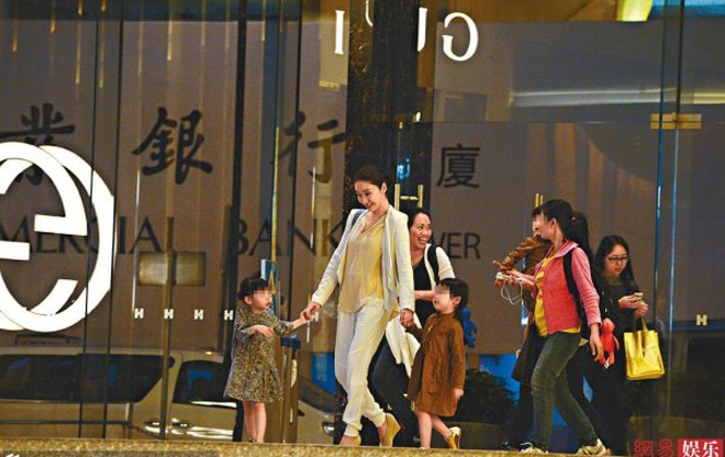 5 mỹ nh&acirc;n kinh điển phim cung đấu: 4 người sự nghiệp đỉnh cao, 1 người giải nghệ ở b&ecirc;n đại gia tật nguyền - Ảnh 42.