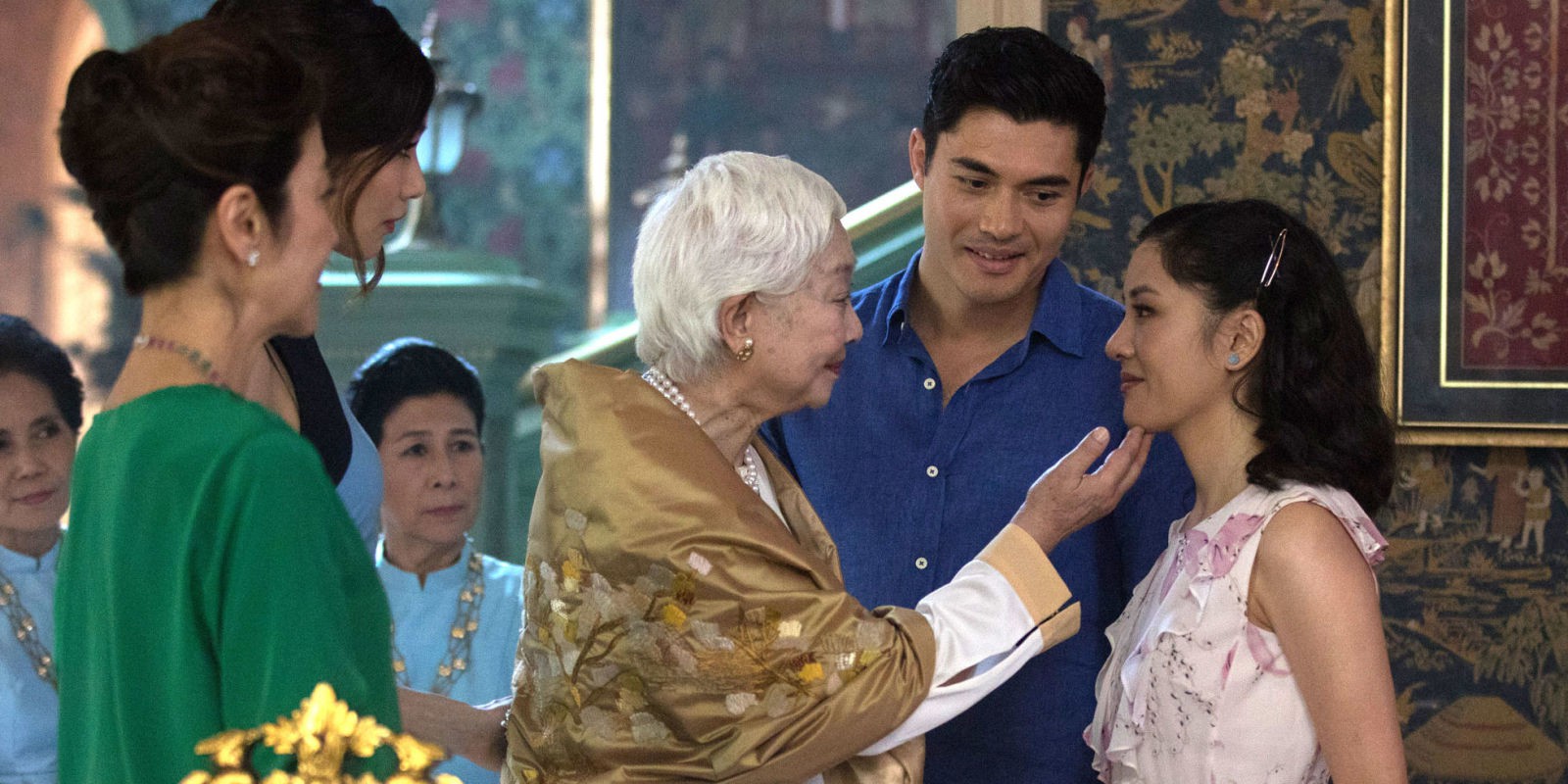 Crazy Rich Asians: Chuyến ra mắt nhà bạn trai rich kid hài hước, duyên dáng và sang chảnh bậc nhất! - Ảnh 3. Crazy Rich Asians: Chuyến ra mắt nhà bạn trai rich kid hài hước, duyên dáng và sang chảnh bậc nhất! - Ảnh 3.