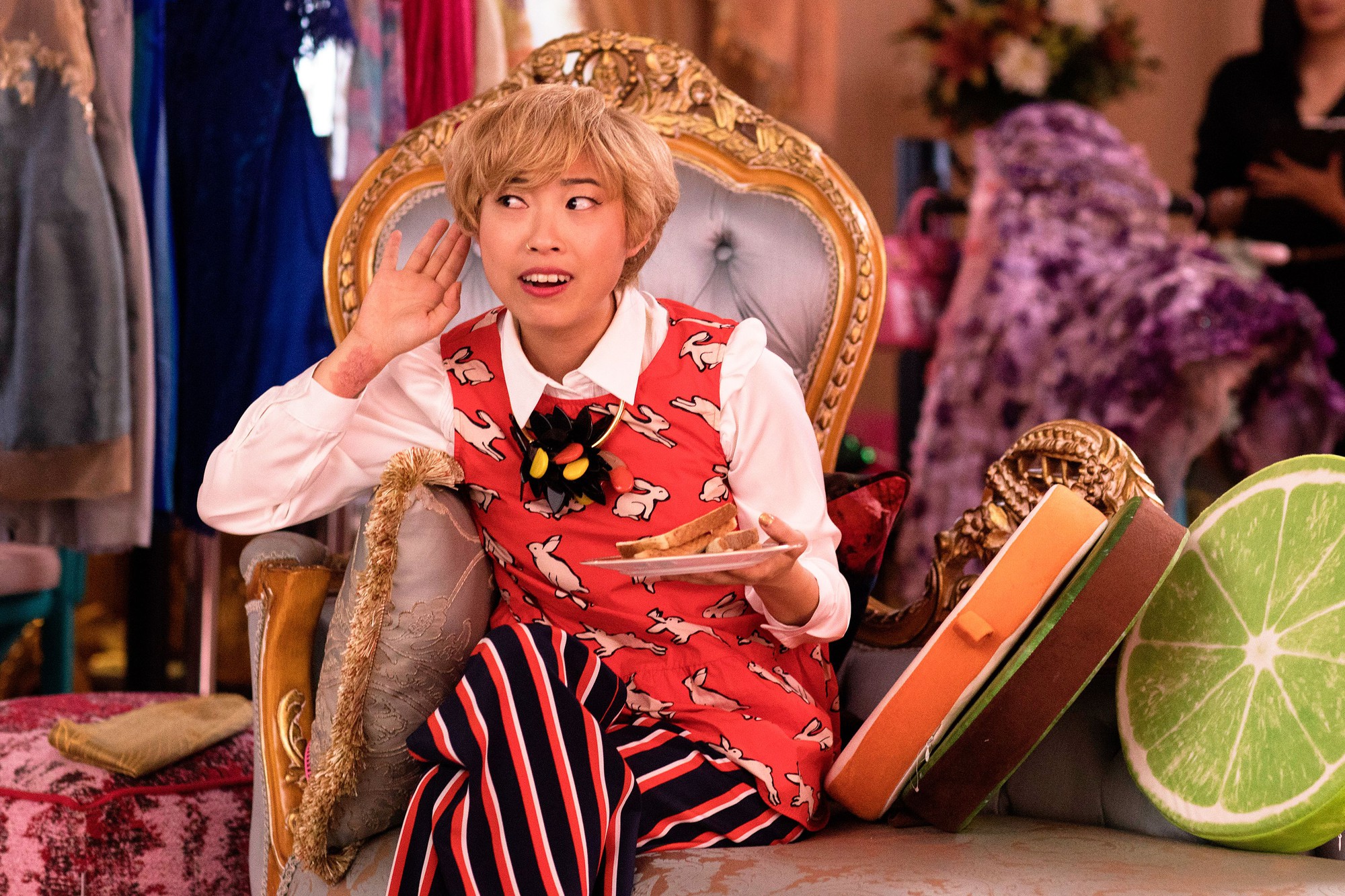 Crazy Rich Asians: Chuyến ra mắt nhà bạn trai rich kid hài hước, duyên dáng và sang chảnh bậc nhất! - Ảnh 11. Crazy Rich Asians: Chuyến ra mắt nhà bạn trai rich kid hài hước, duyên dáng và sang chảnh bậc nhất! - Ảnh 11.