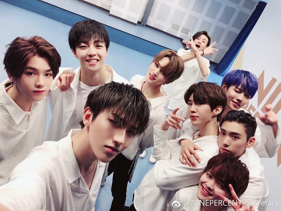 Đài Trung ương Trung Quốc ra lệnh hạn chế nghệ sĩ nữ tính hóa, loạt nam idol gặp nạn? - Ảnh 5. Đài Trung ương Trung Quốc ra lệnh hạn chế nghệ sĩ nữ tính hóa, loạt nam idol gặp nạn? - Ảnh 5.
