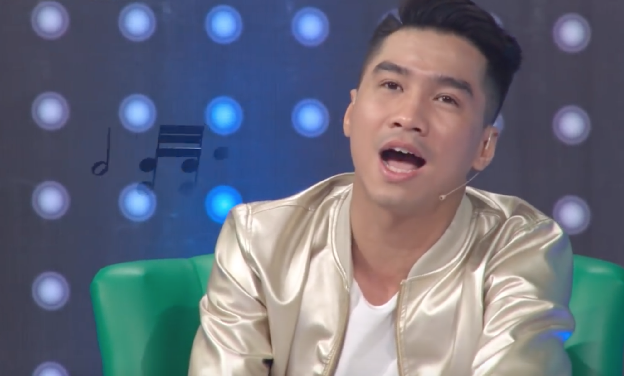 Trấn Thành cúi mặt khi nghe Pew Pew, Misthy cất giọng hát - Ảnh 2. Trấn Thành cúi mặt khi nghe Pew Pew, Misthy cất giọng hát - Ảnh 2.