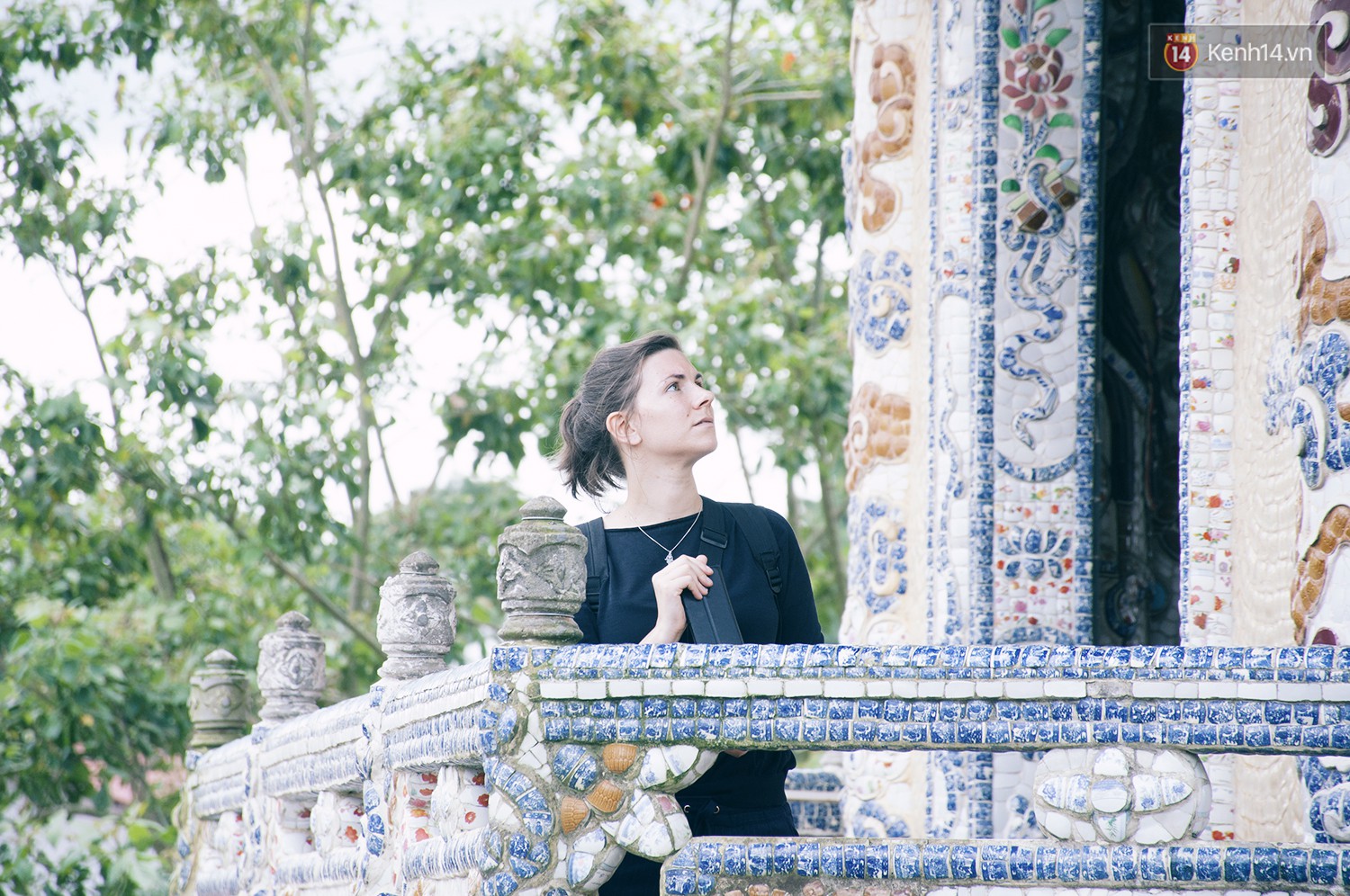 Chuyện về những người đi nhặt ve chai để xây nên ngôi chùa khảm miếng lớn nhất Đà Lạt - Ảnh 11. Chuyện về những người đi nhặt ve chai để xây nên ngôi chùa khảm miếng lớn nhất Đà Lạt
