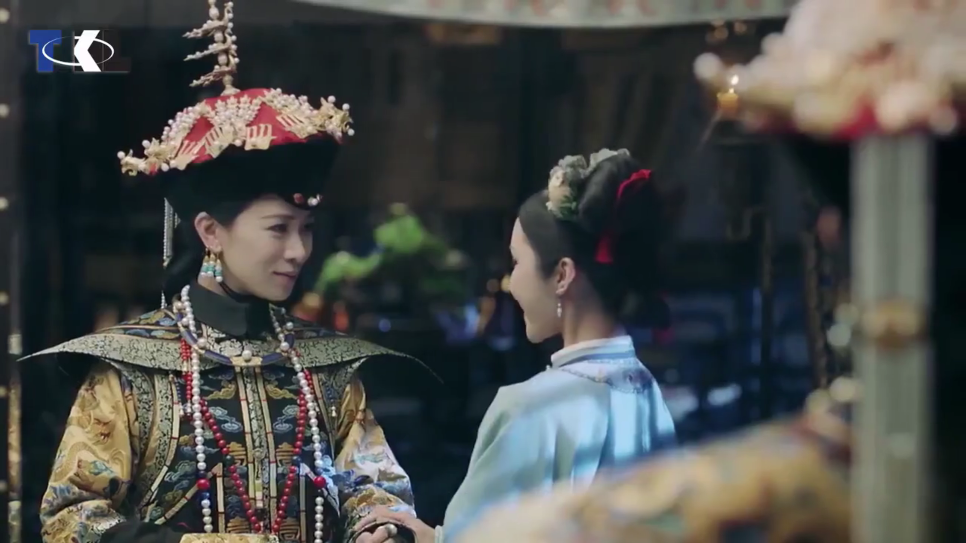 Nhìn màn phong hậu hoành tráng của Châu Tấn trong Như Ý Truyện, người xem Diên Hi Công Lược cứ thấy sai sai? - Ảnh 9. Nhìn màn phong hậu hoành tráng của Châu Tấn trong Như Ý Truyện, người xem Diên Hi Công Lược cứ thấy sai sai? - Ảnh 9.