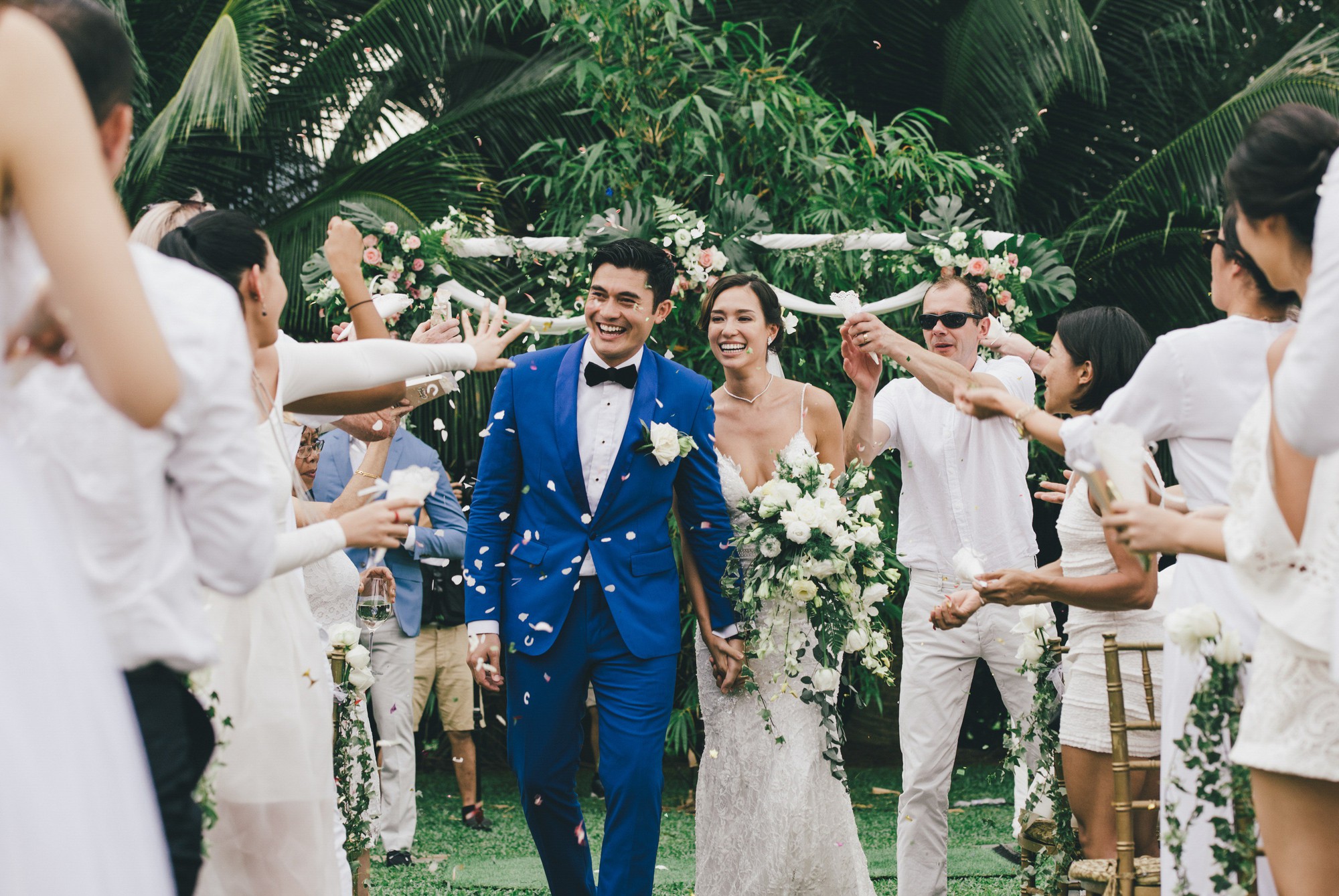 Đặc sản của phim rich kid Crazy Rich Asians: Dàn phù rể nóng bỏng hết phần thiên hạ! - Ảnh 4. Đặc sản của phim rich kid Crazy Rich Asians: Dàn phù rể nóng bỏng hết phần thiên hạ! - Ảnh 4.