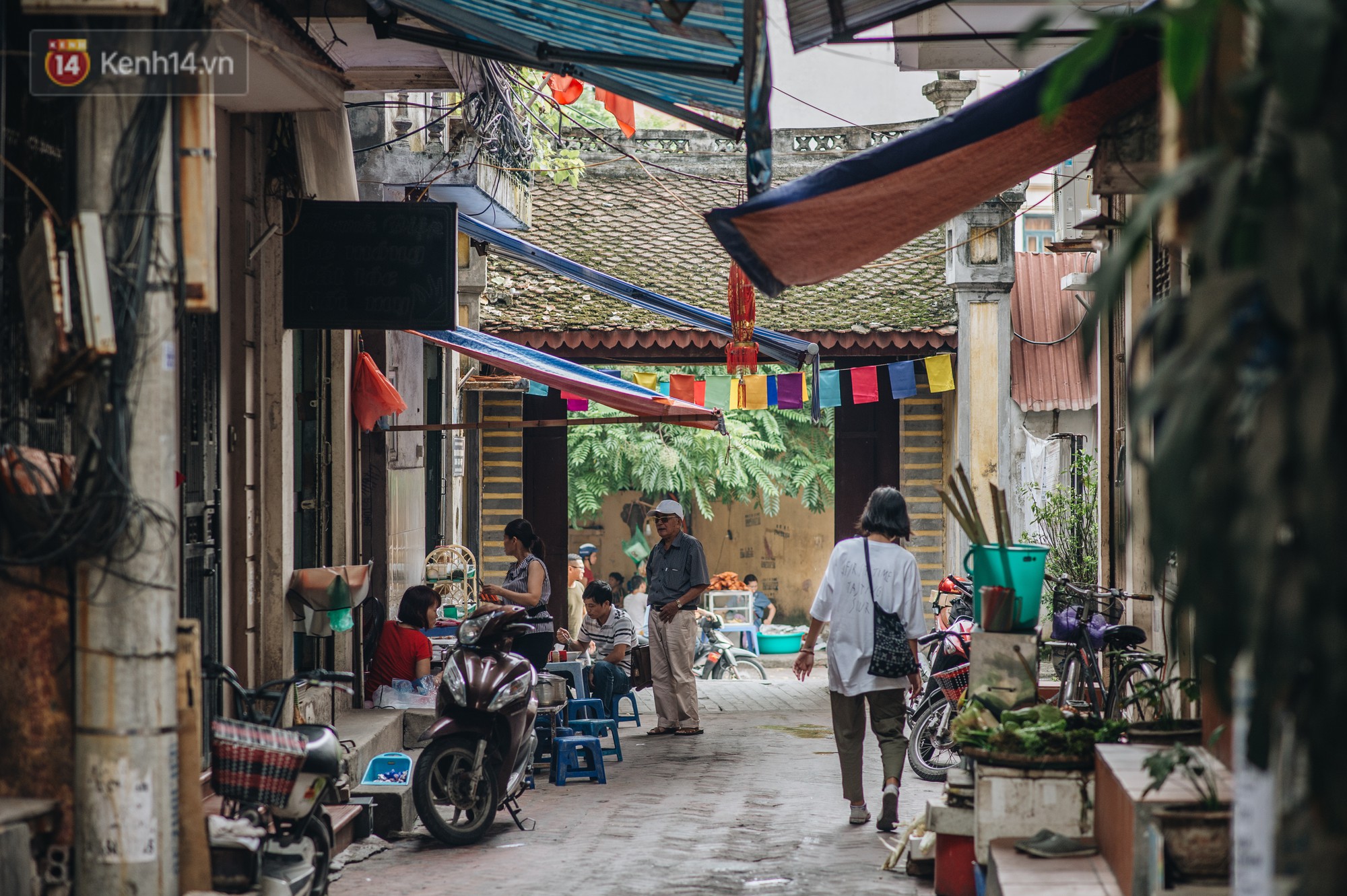 Chuyện về một con phố có nhiều cổng làng nhất Hà Nội: Đưa chân qua cổng phải tôn trọng nếp làng - Ảnh 4.