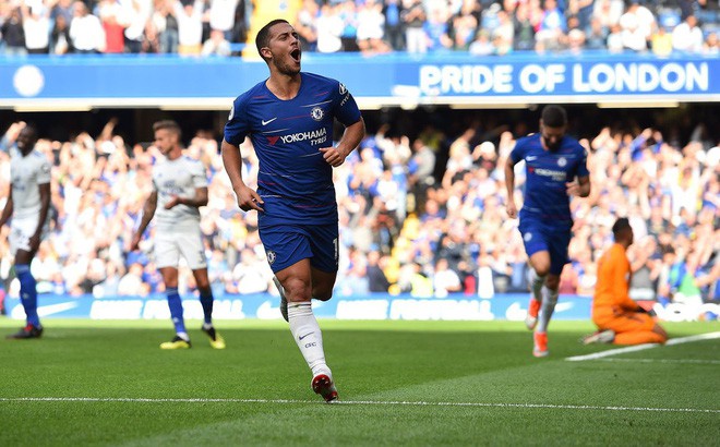 Hazard lập hat-trick, Chelsea đánh chiếm ngôi đầu từ tay Liverpool - Ảnh 1.