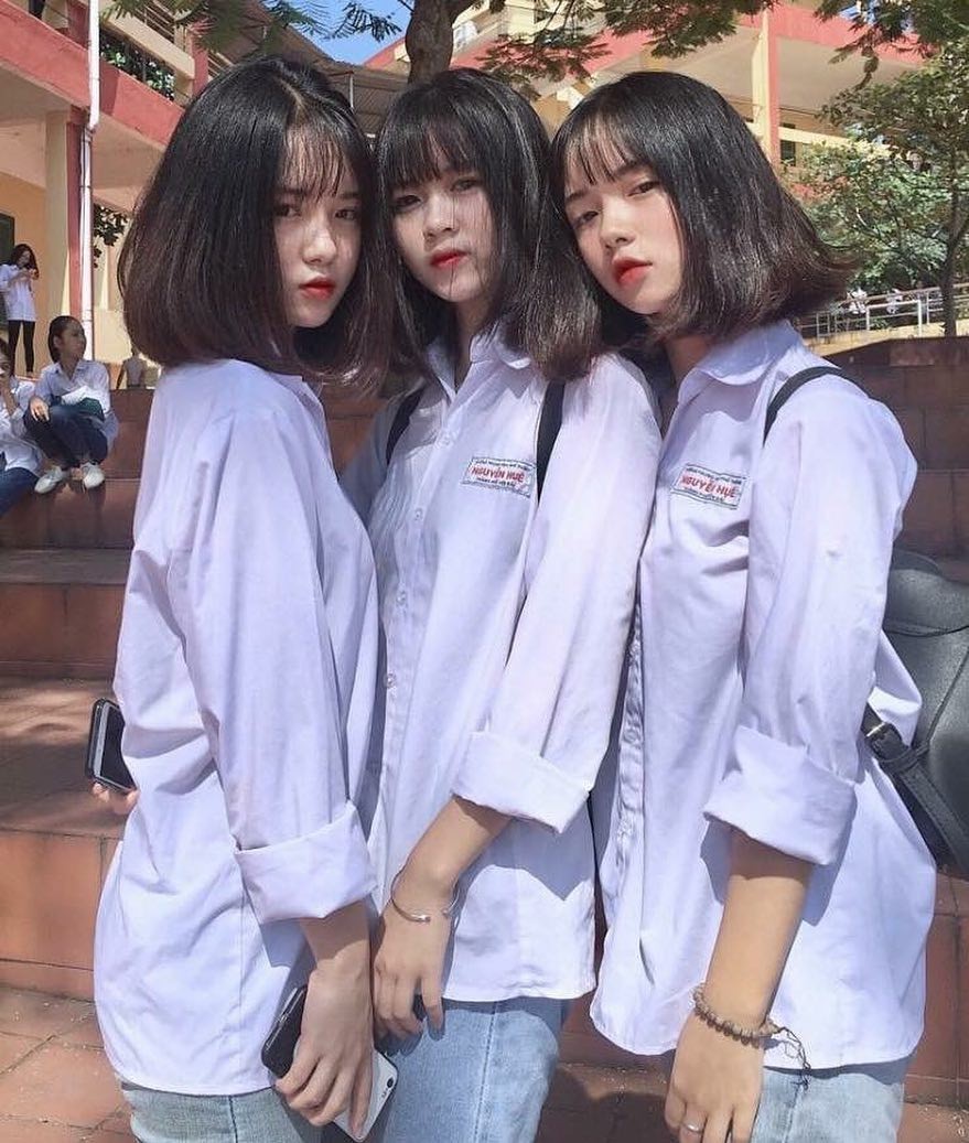 Bức ảnh 3 nữ sinh trường THPT Nguyễn Huệ (Yên Bái) hot trên Instagram vì ai cũng quá xinh - Ảnh 1. Bức ảnh 3 nữ sinh trường THPT Nguyễn Huệ (Yên Bái) hot trên Instagram vì ai cũng quá xinh - Ảnh 1.